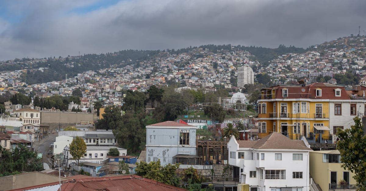 The Benefits of Hiring a Qualified Electrician for Maintenance